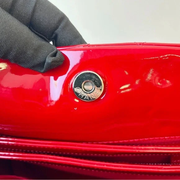 Chanel Mademoiselle Red Patent Leather Shoulder Bag - Vintage and EUC! - Picture 11 of 17